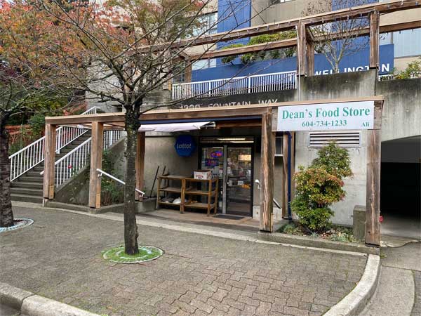 Dean's Food Store